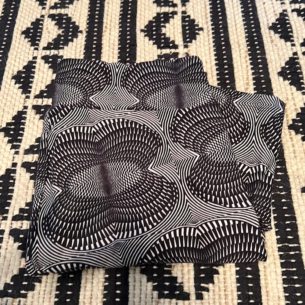 Lularoe TC leggings